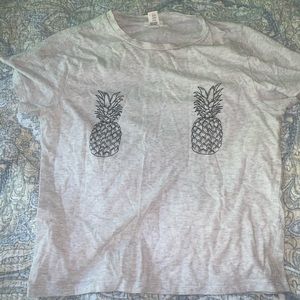 Pineapple T